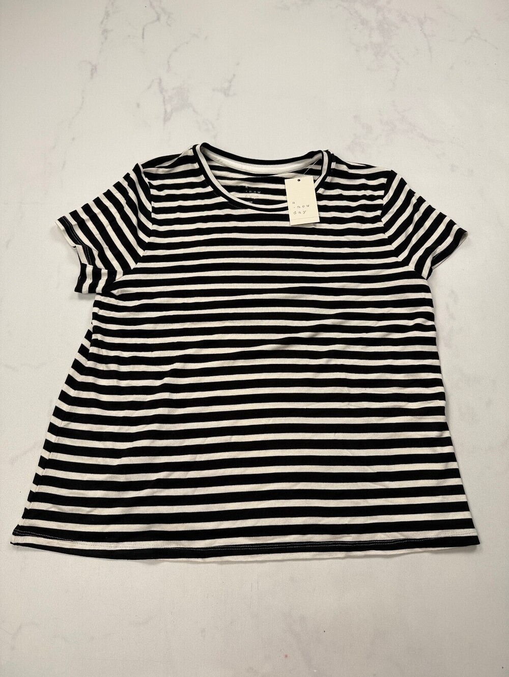 A New Day New T Shirt Black White Modern Classic Style - Womens Large